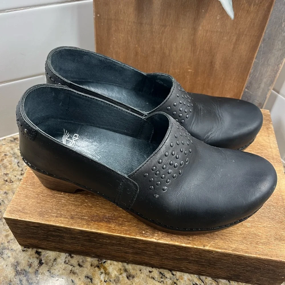 Dansko EU 40 US 9 Mavis Clogs - Picture 3 of 3